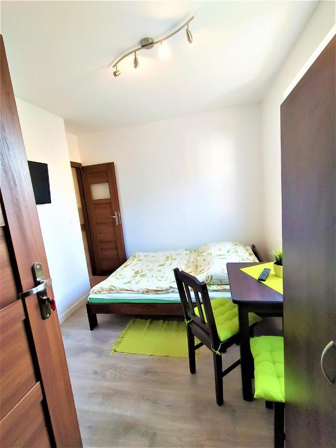 Sloneczne Pokoje U Ewy Na Mlynskiej Wladyslawowo Exterior photo