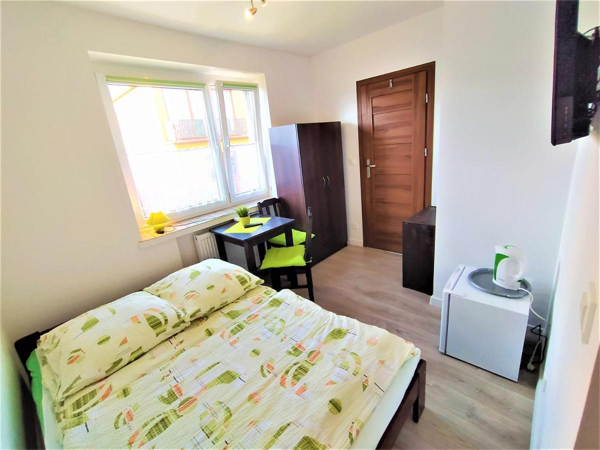 Sloneczne Pokoje U Ewy Na Mlynskiej Wladyslawowo Exterior photo